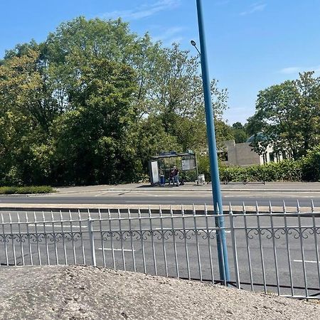 F3 Entier J - Proche Roissy-Villepinte-Paris Villiers-le-Bel Exterior foto